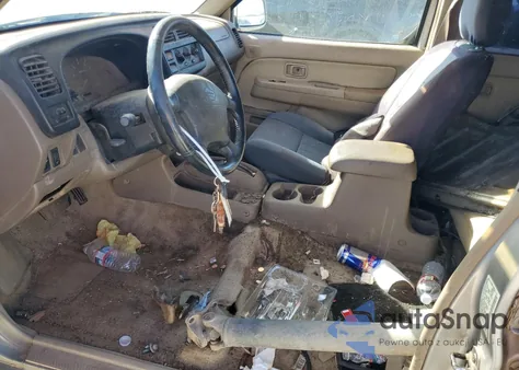 2000 Nissan Frontier Crew Cab Xe from USA, damaged, VIN 1N6ED27T2YC415009